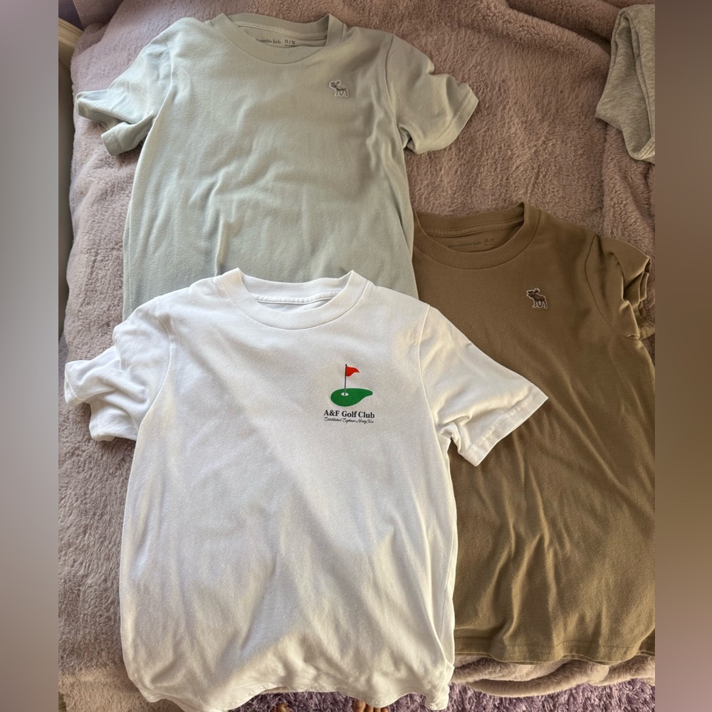 Abercrombie Kids - 3 tees - size 11/12